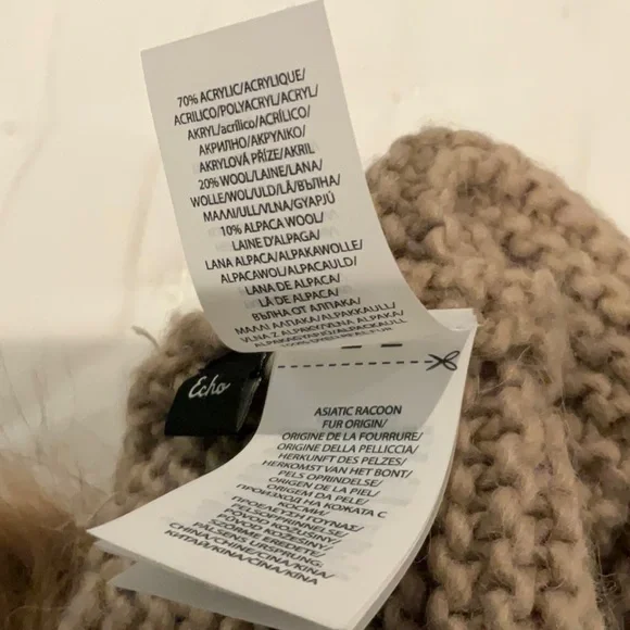 Beanie with crystal beading and fur Pom - Picture 6 of 6